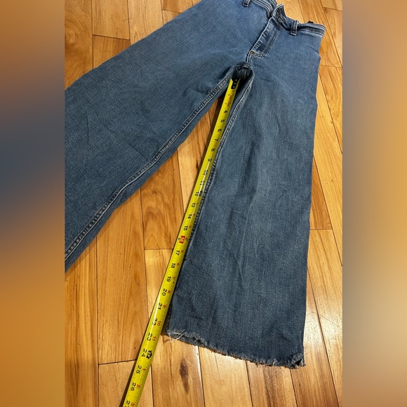 Zara Flare Wide Leg Denim Blue Jeans with Raw Distressed Hems - Women’s Size 2 - Picture 6 of 9